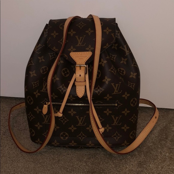 āSOLDāLouis Vuitton Montsouris backpack - Picture 1 of 7